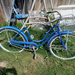 Vintage 1964-65 Schwinn Hollywood Womans