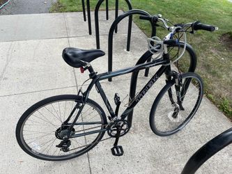 Trek 7100 22.5” Bike