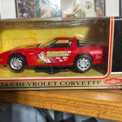 McDonald's Collectors Club 2001 Convention Custom Diecast Corvette 1/24 Limited 