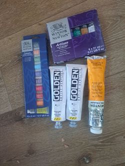 Brand new acrylic paints
