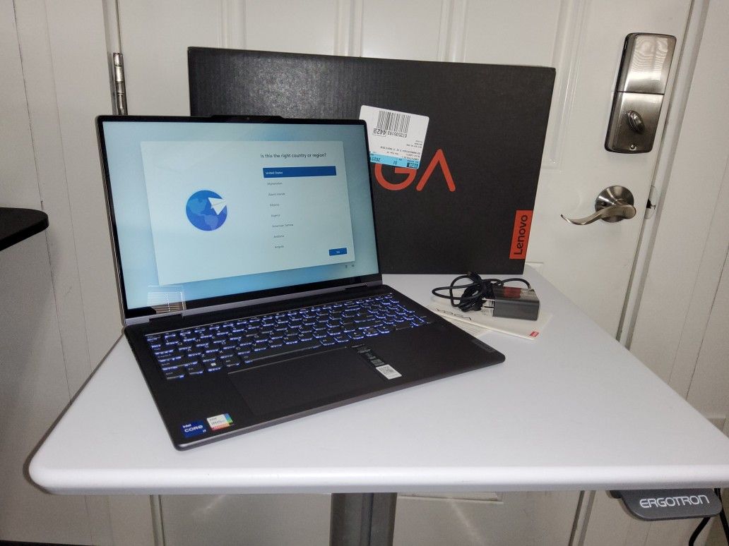 Lenovo Yoga 7i 16" Touch Six-Core i7-1355U 1.7GHz 16GB 512GB Win11