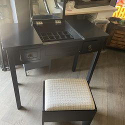 Vanity Desk 