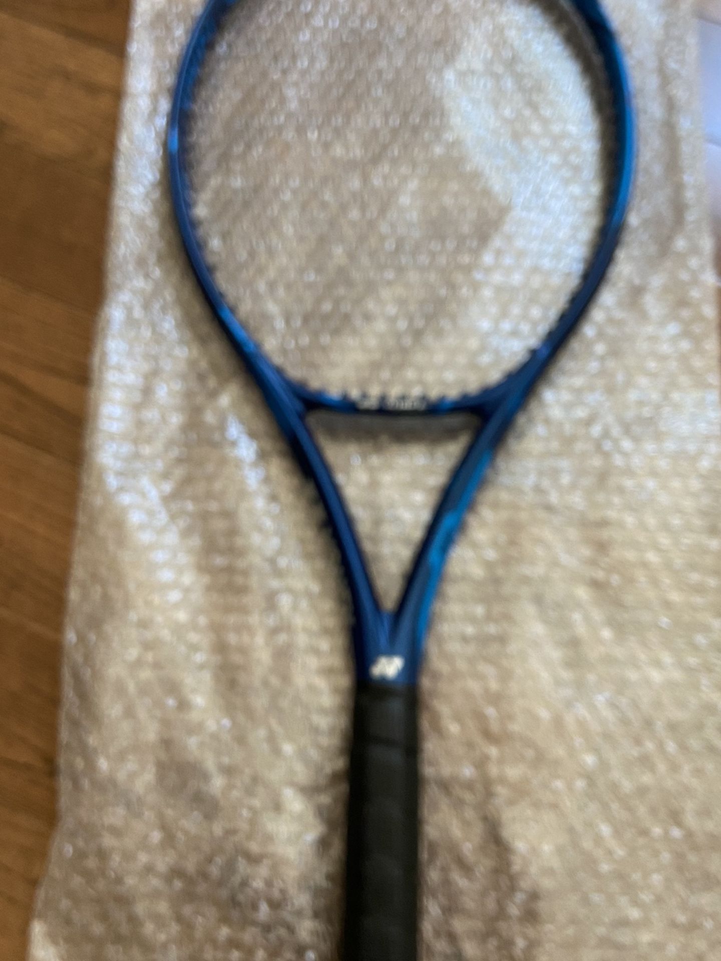 Tennis Racket Yonex EZONE 98”