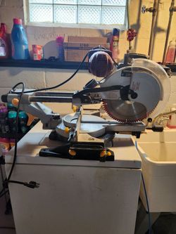 Chicago Electric 12in Miter saw