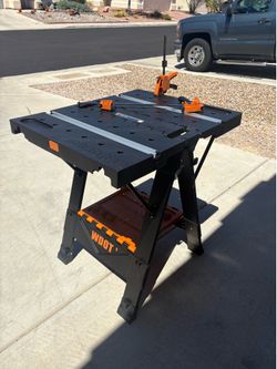 Folding workbench