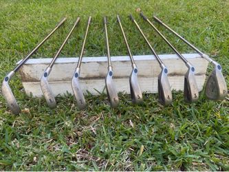 CALLAWAY GOLF CLUB IRON SET