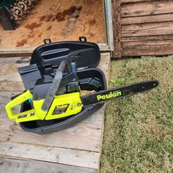 chain saw 16in  w/ case