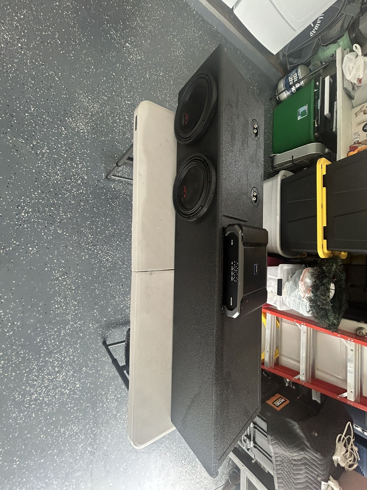 Car Amp With Sub And Speaker. 