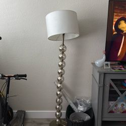 Standing Lamp 