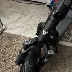 NIU KQip100 Electric Scooter