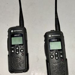 Motorola Walkie-Talkie DTR 550
