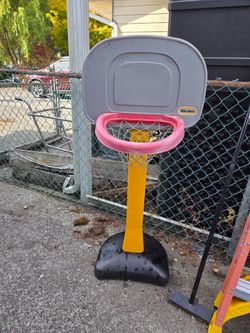 Little Tikes Basketball Hoop