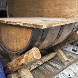 Keyport nj Sink barrel coffee table barrel each $160
