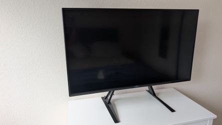 40inch Vizio TV with stand