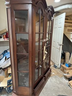 China Cabinet 