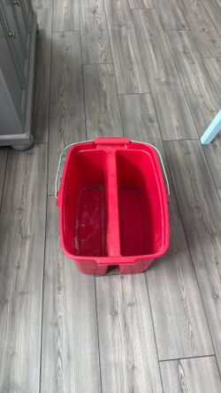 Rubbermade double bucket