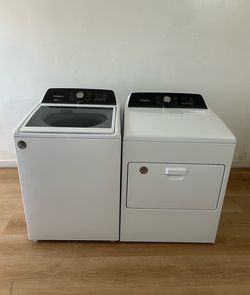 (DELIVERY INCLUDED 🚚) Whirlpool Washer & Electric Dryer