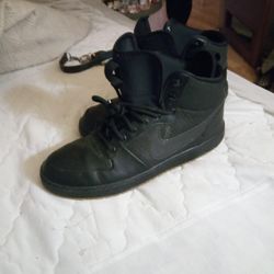 Size 12 Lil To Big For Me ..