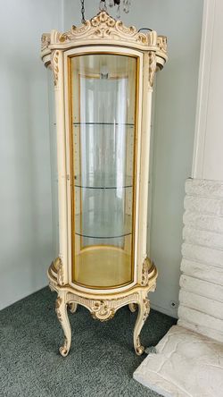 Vintage French Provincial Curved Glass Curio Cabinet – Cream & Gold