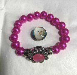 Fushia faux pearl snap button bracelet