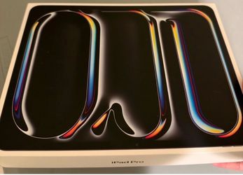 Apple iPad Pro in Box