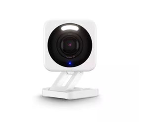 Wyze Cam v4 2.5K QHD Indoor/Outdoor Plug-In Smart Security Camera, White