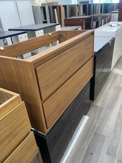 42” Wallmount Bathroom Vanity