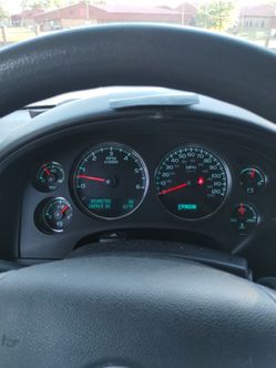 2011 Chevy Tahoe clean title