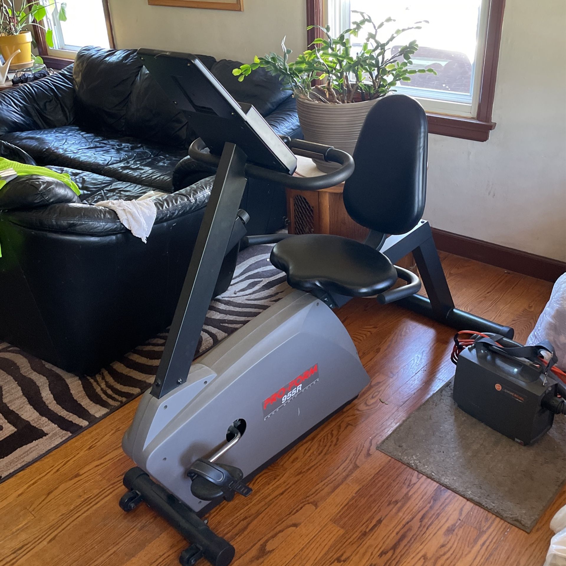 Pro Form 955r Exercise Bike