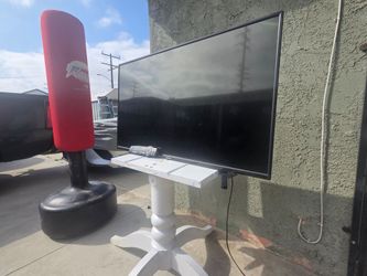 37 inch TV Toshiba