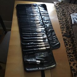 Brushes for makeup as brand new! 