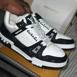 Size 11 LV Trainers
