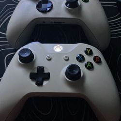 Ps3 and a Xbox Series S Toaster