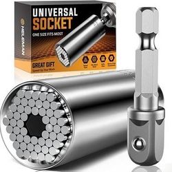 Universal Socket With Bit Holder