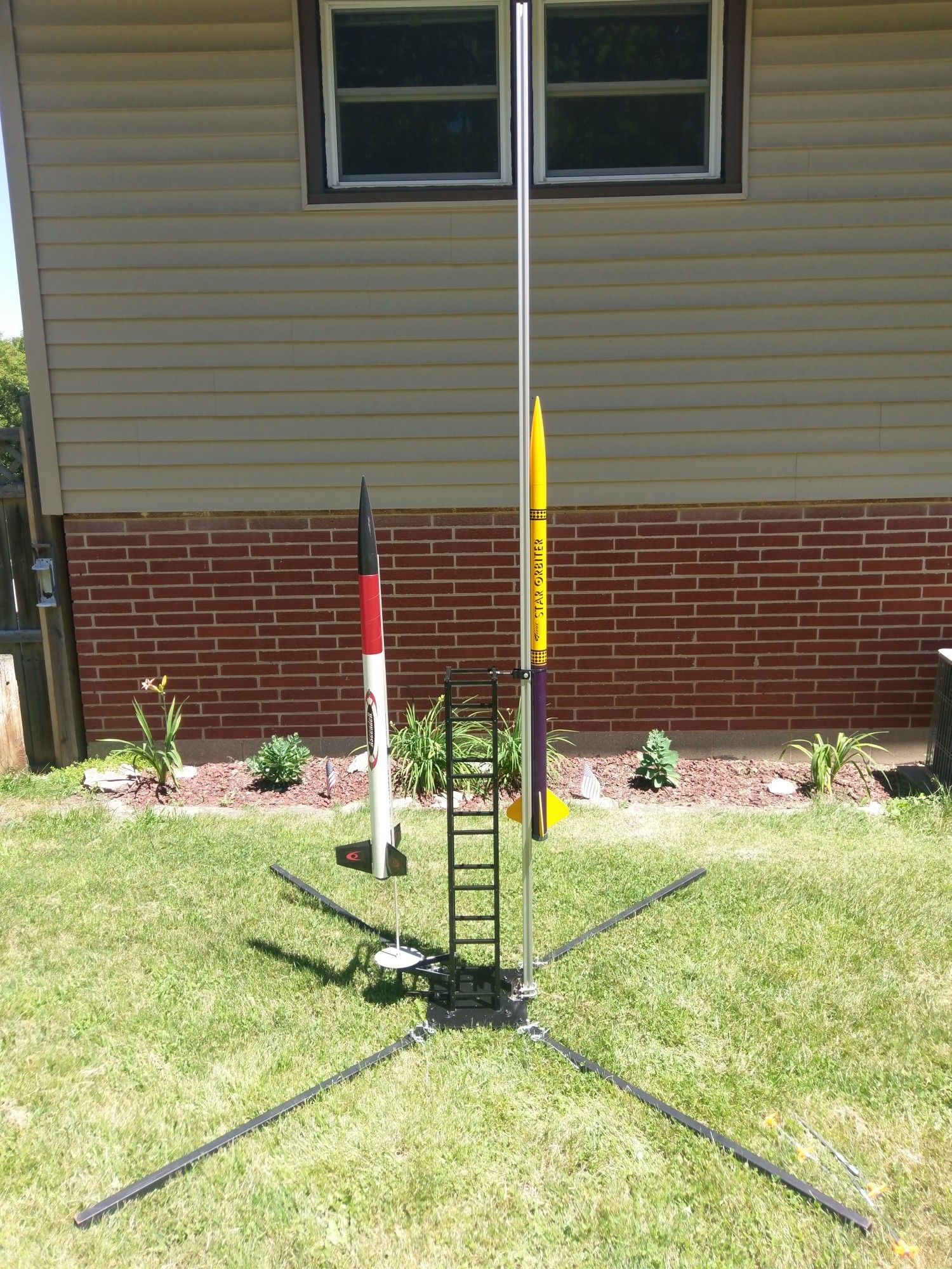 Model rocket launch pad for Sale in McHenry, IL OfferUp