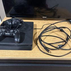 PS4 Slim, Headsets, & Games