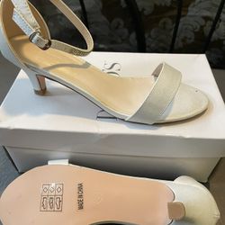 Teens Sz 3, 1”heels, New! $15