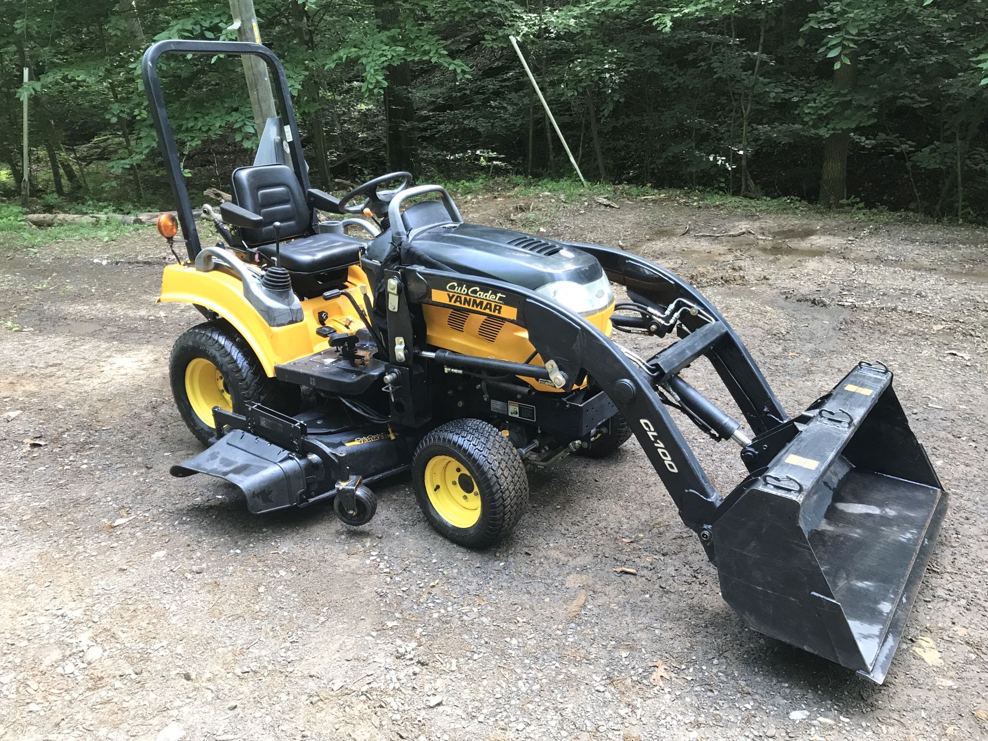 Yanmar SC2400 tractor mower with loader