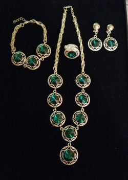 Hermoso set de esmeralda