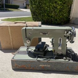 Morse / Montgomery Ward Sewing Machine (Green with Case)