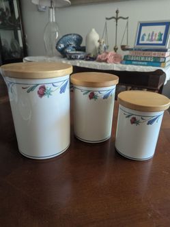 Lenox canisters, cup and saucers and dish