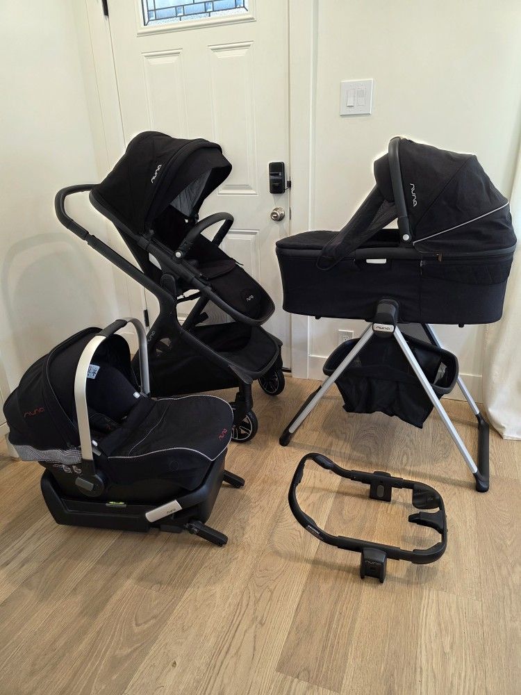 Nuna Demi Grow Stroller Full Set
