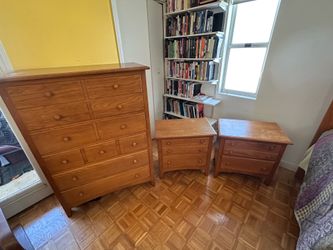 BEDROOM SET