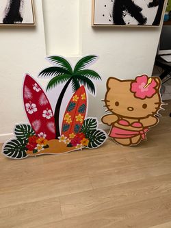 Hawaiian Hello Kitty party stand