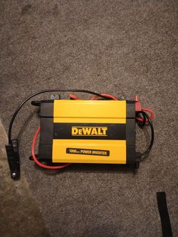 DeWalt  type 2 inverter 1000 watts