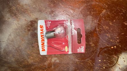 Sylvania Long Life 7506 Bulbs 2-Pack