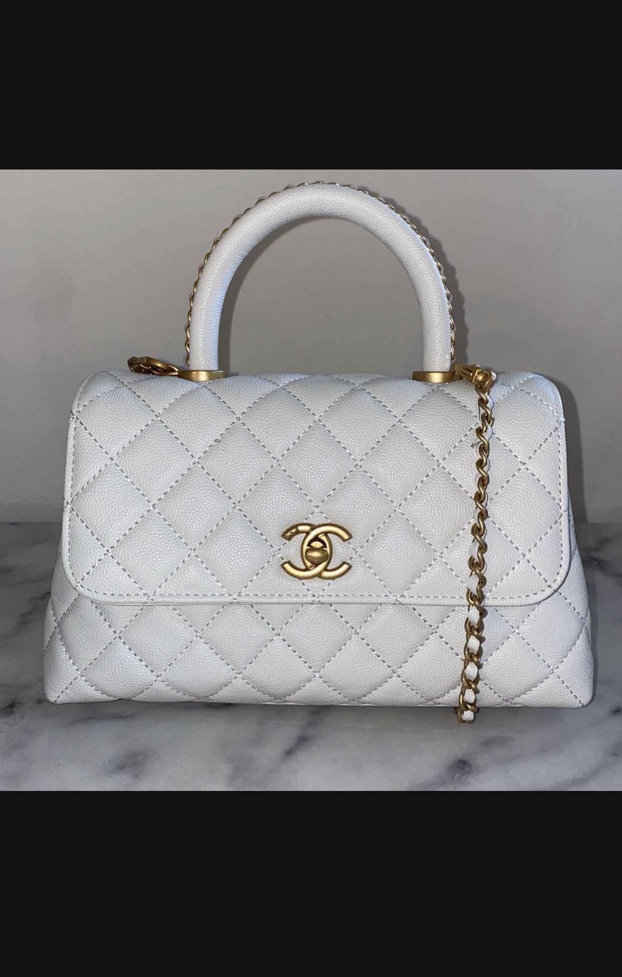 CC Chanel White Bag With Gold Hardware