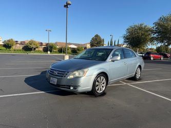 2005 Toyota Avalon