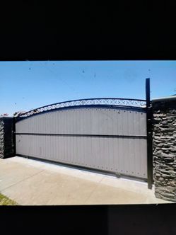 Slide gate