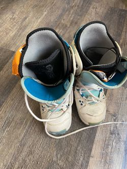 BURTON Freestyle snowboard boots